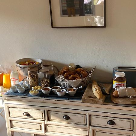 Domaine Du Tafiart Bed & Breakfast Sarron Exterior foto