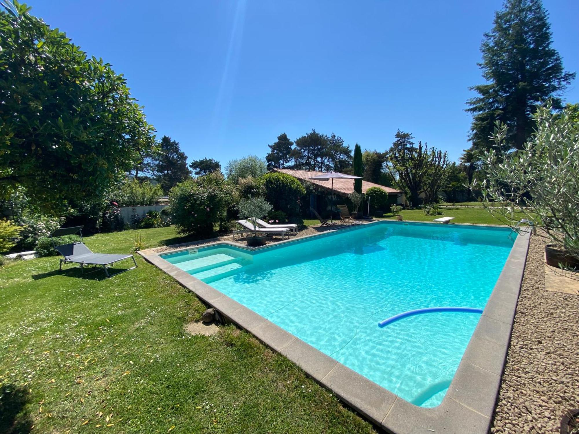 Domaine Du Tafiart Bed & Breakfast Sarron Exterior foto