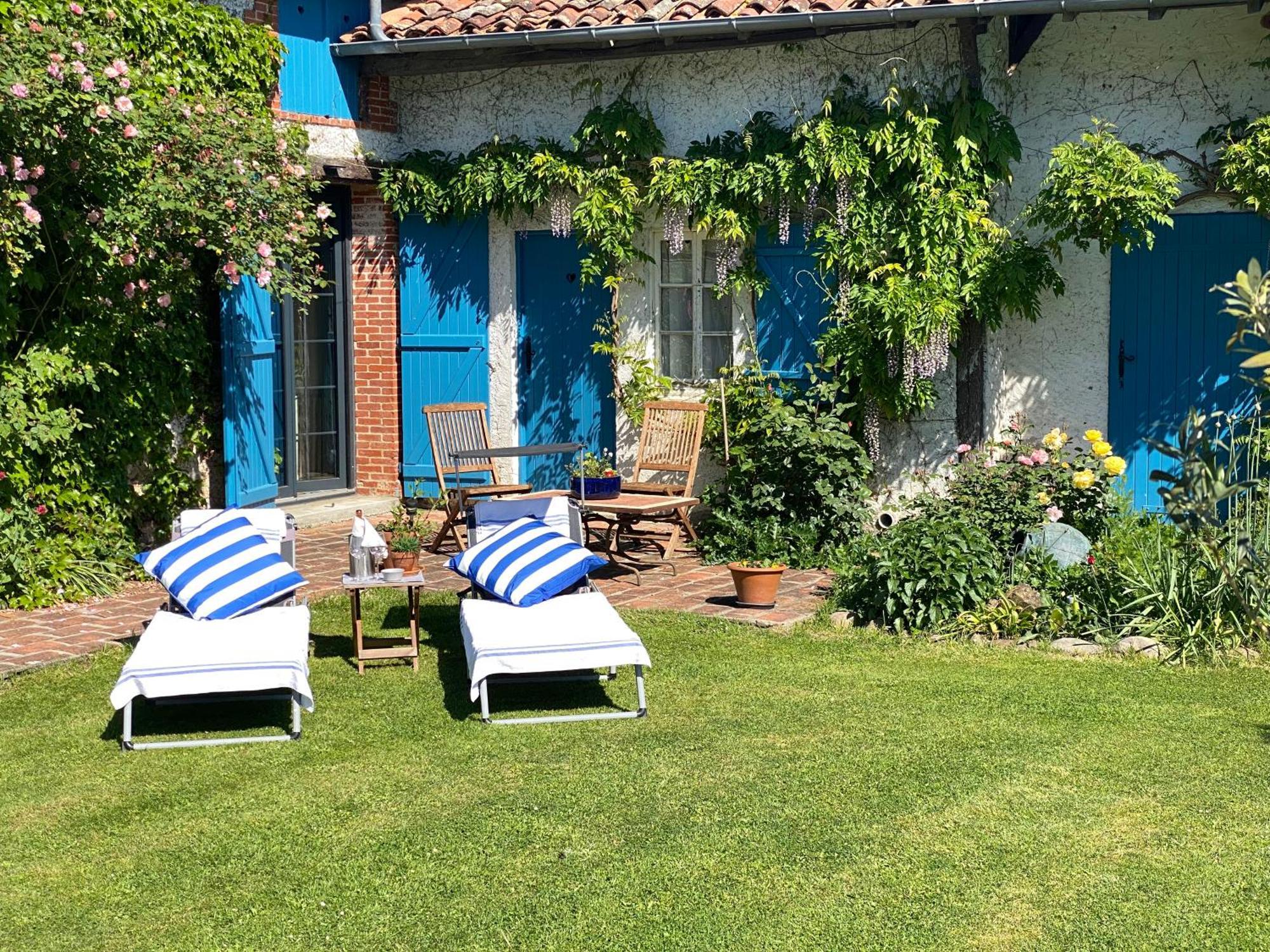 Domaine Du Tafiart Bed & Breakfast Sarron Exterior foto